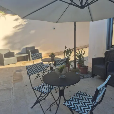 The Orange Groove 3* Bari